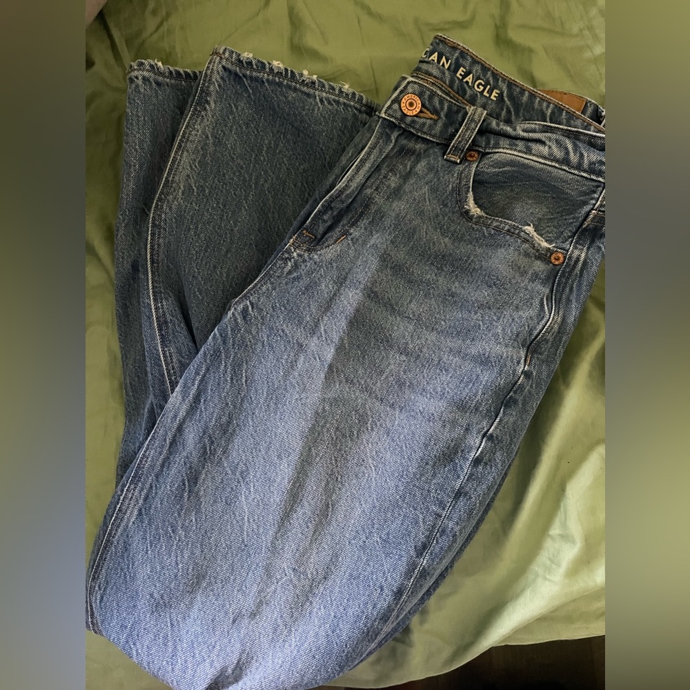 American Eagle mom jeans